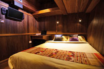 schooner 115 phuket thailand