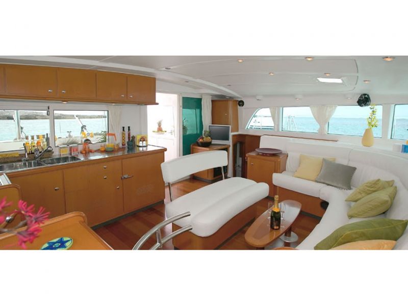 Lagoon 440 (4 cab + 2)