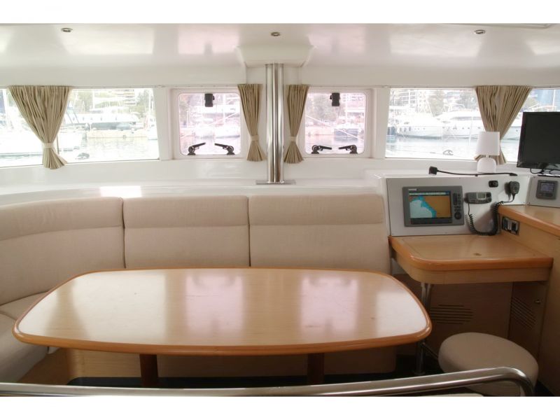 Lagoon 440 (4 cab + 2)