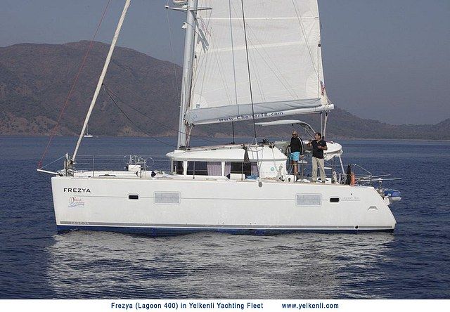 Lagoon 400
