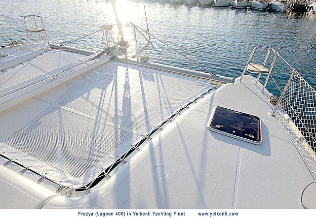 Lagoon 400