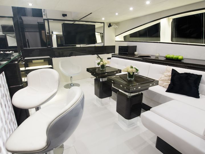 Lagoon 560 S2