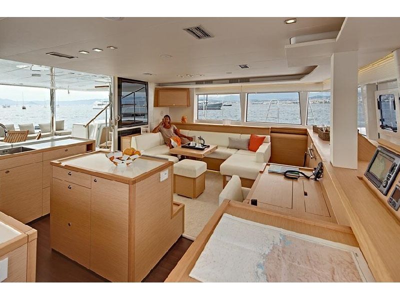 Lagoon 560