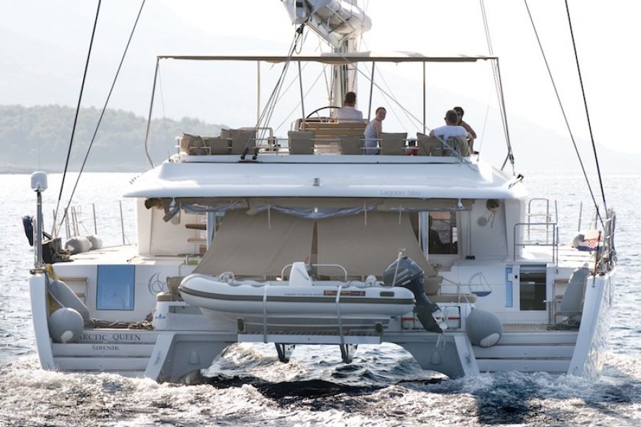 Lagoon 560 
