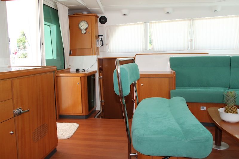 Lagoon 440