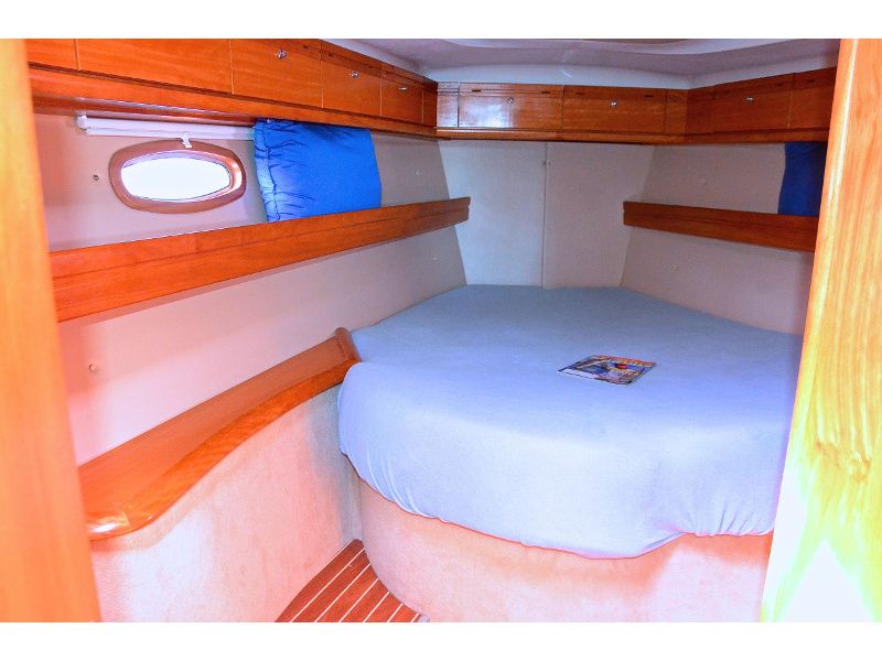 Lagoon 380