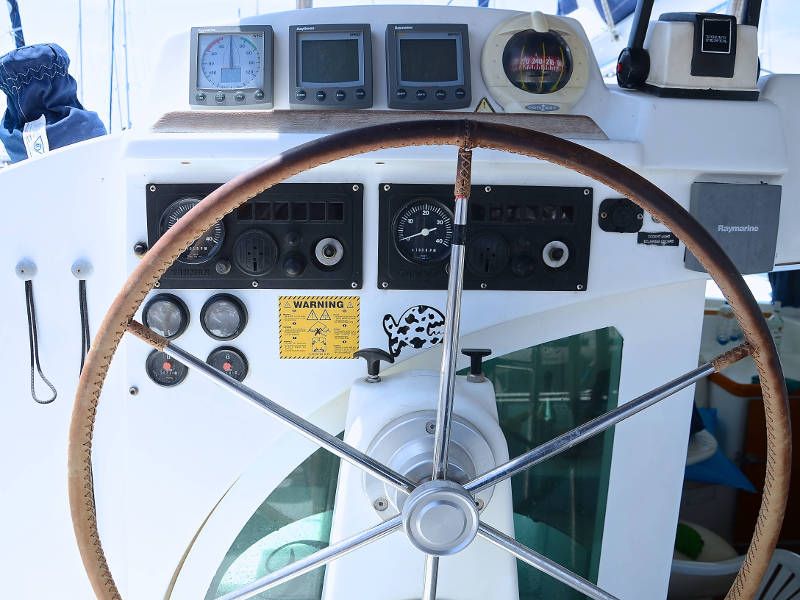 Lagoon 380