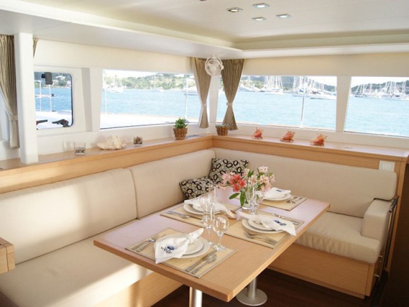 Lagoon 450