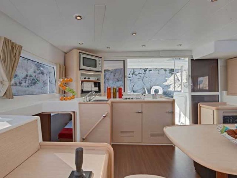Lagoon 400 S2