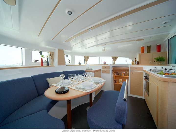 Lagoon 380 S2