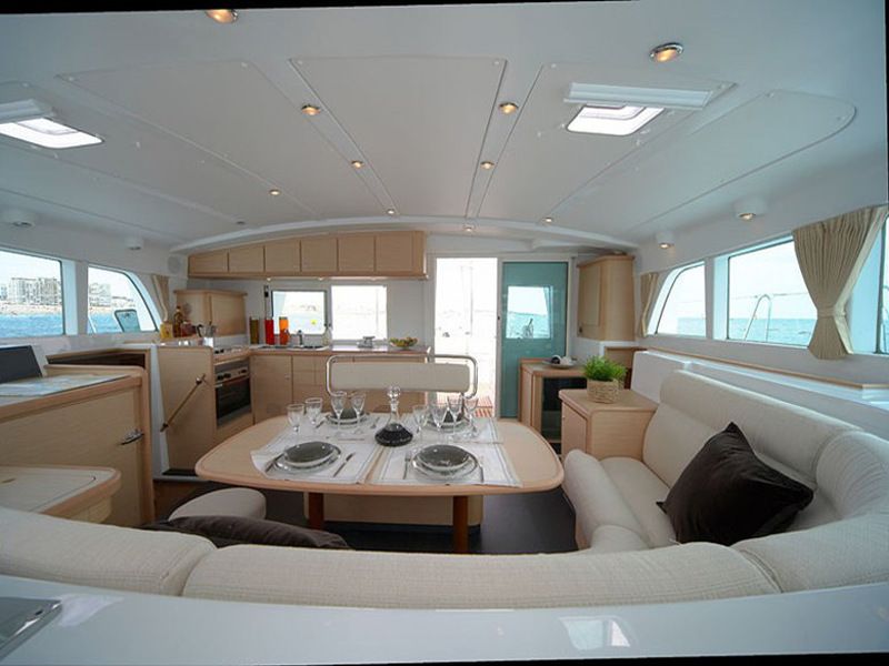 Lagoon 440