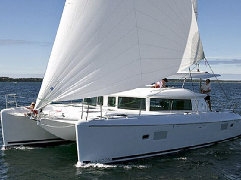 Lagoon 42