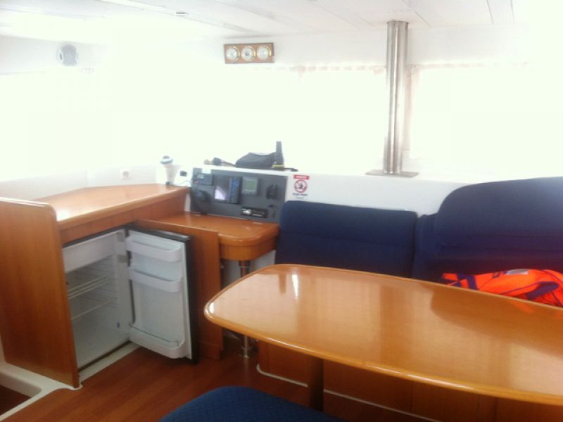 Lagoon 42
