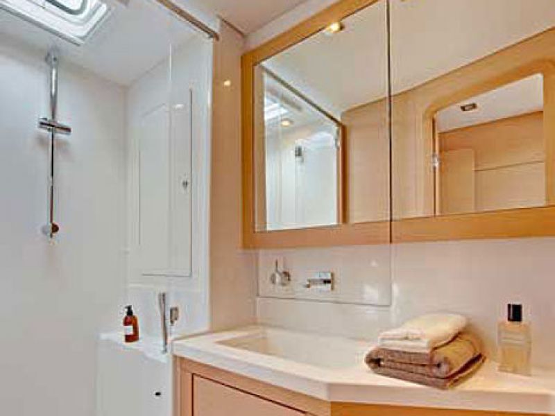 Lagoon 450