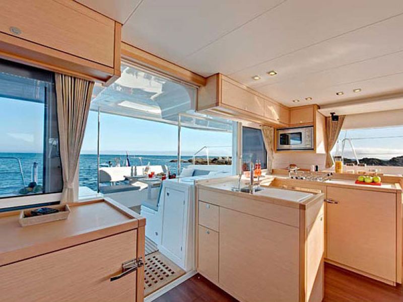 Lagoon 450