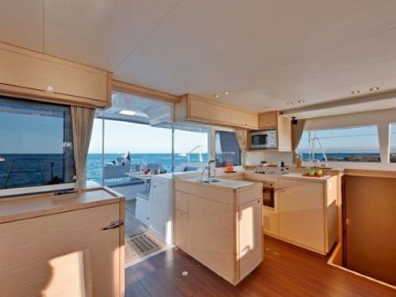 Lagoon 450