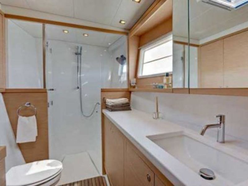 Lagoon 450