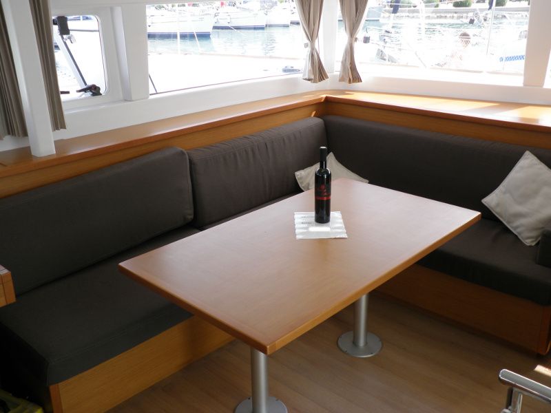 Lagoon 450