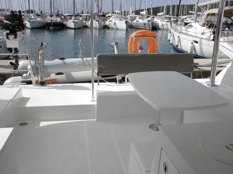 Lagoon 450