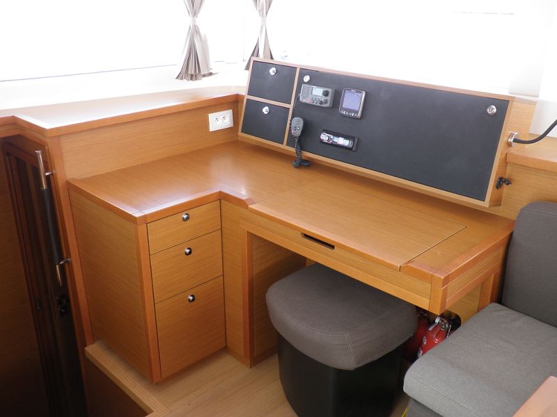 Lagoon 450