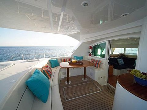 Lagoon Power 44