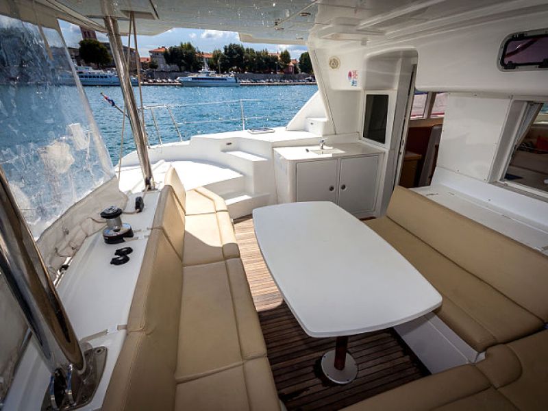 Lagoon 440