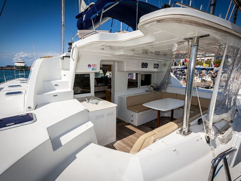 Lagoon 440