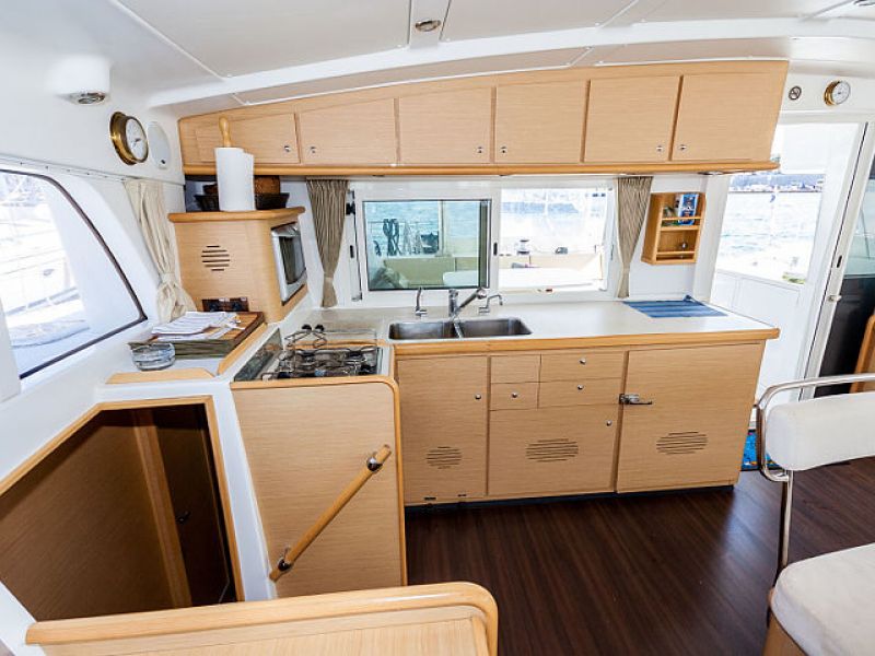 Lagoon 440