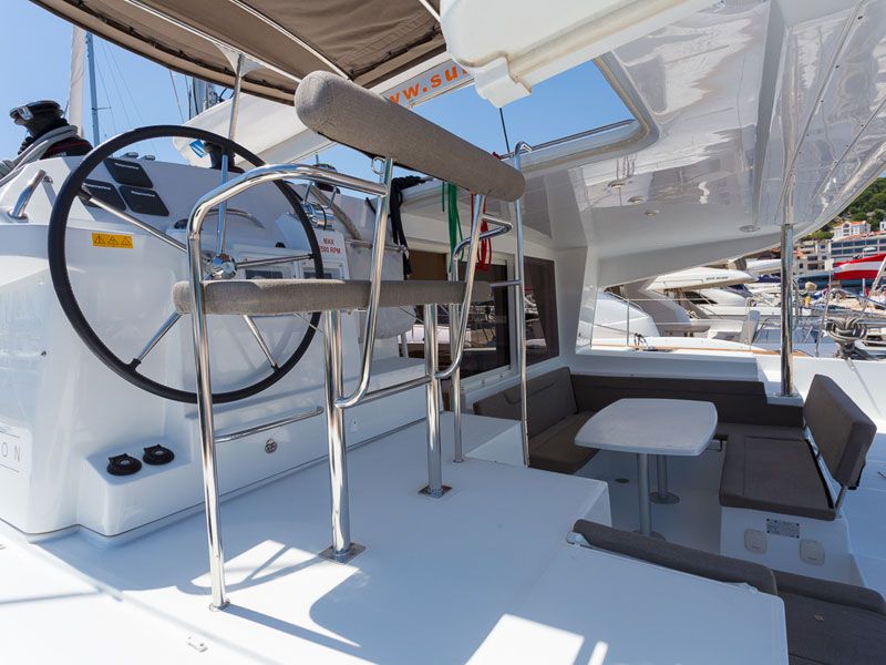 Lagoon 400 S2