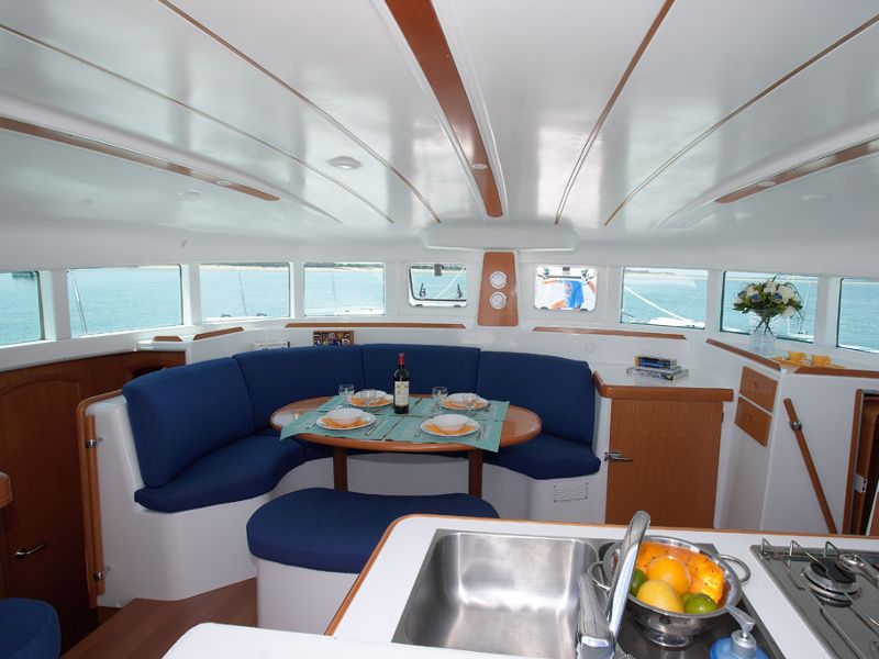 Lagoon 380(12)