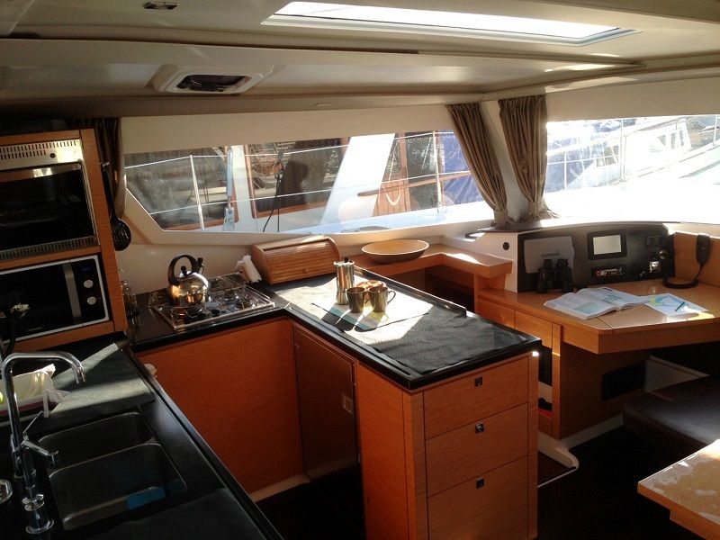 Helia 44