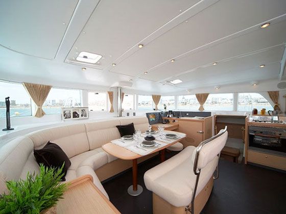 Lagoon 440