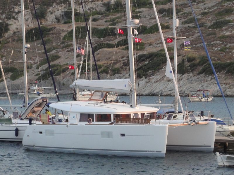 Lagoon 400