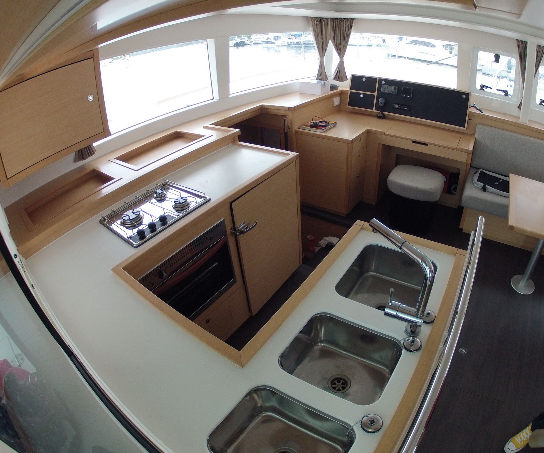 Lagoon 450