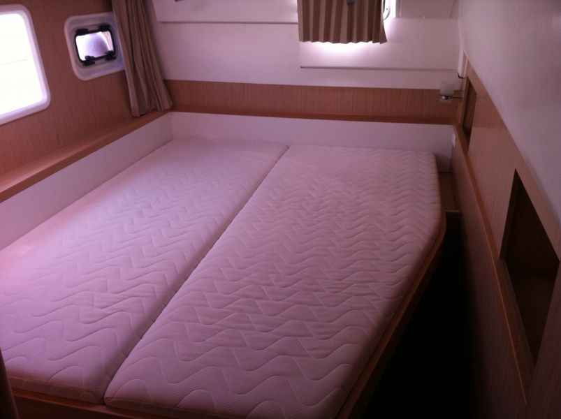 Lagoon 400 S2