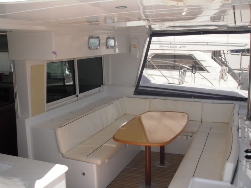 Lagoon 500-5 cab