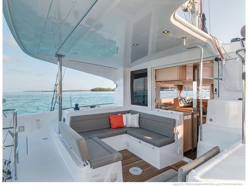 Lagoon 39