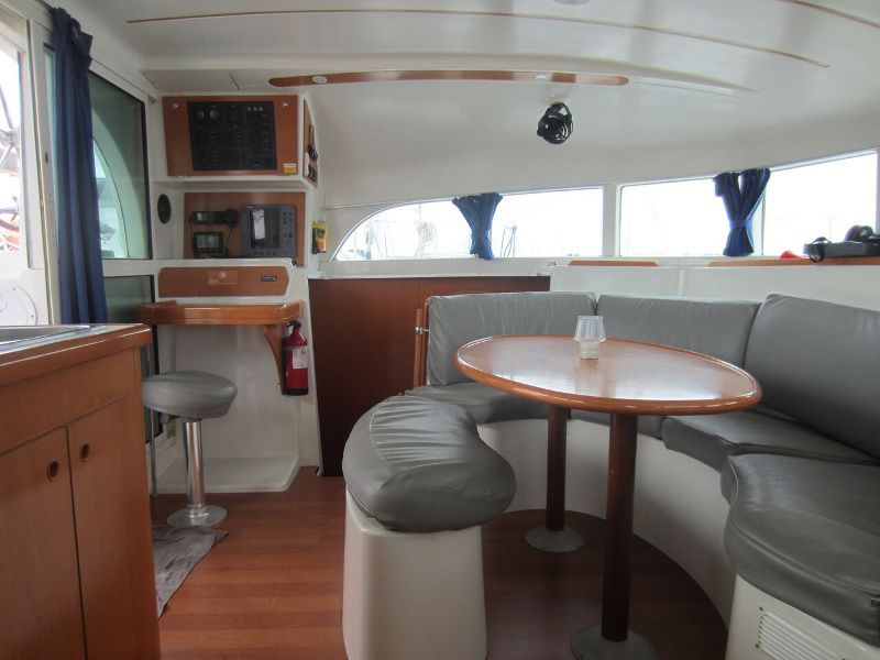 Lagoon 380