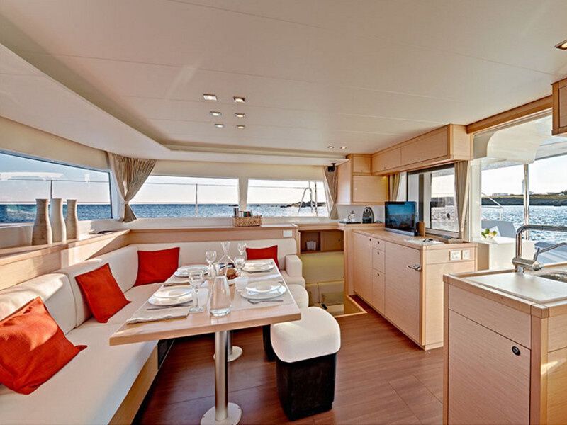 Lagoon 450