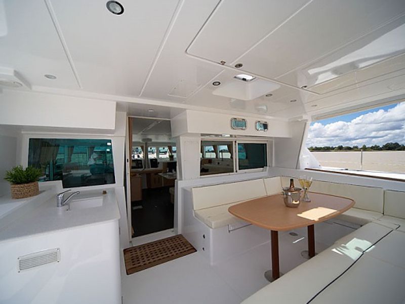 Lagoon 500