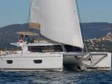 Helia 44