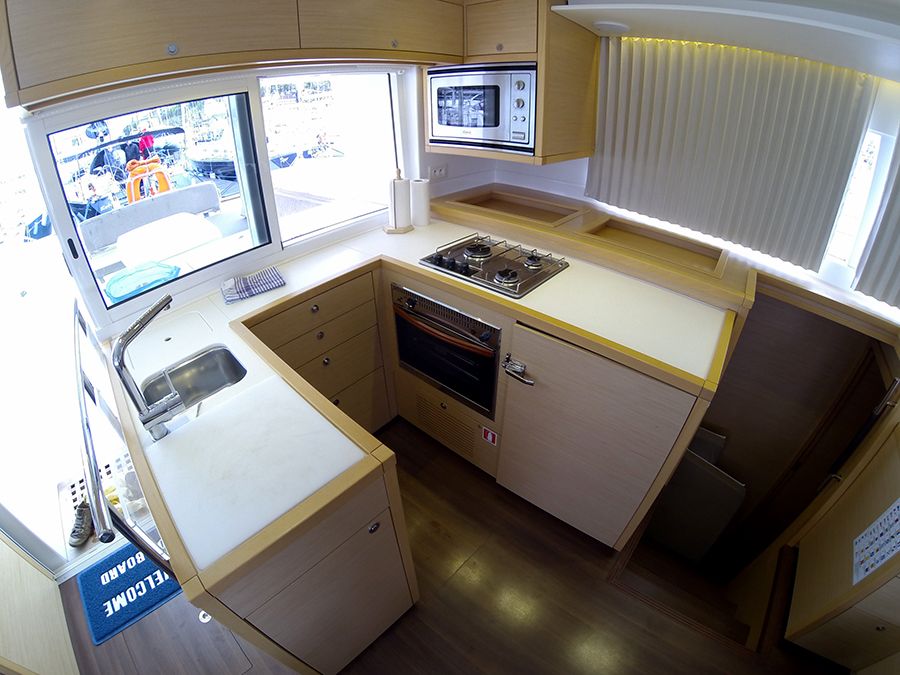 Lagoon 450