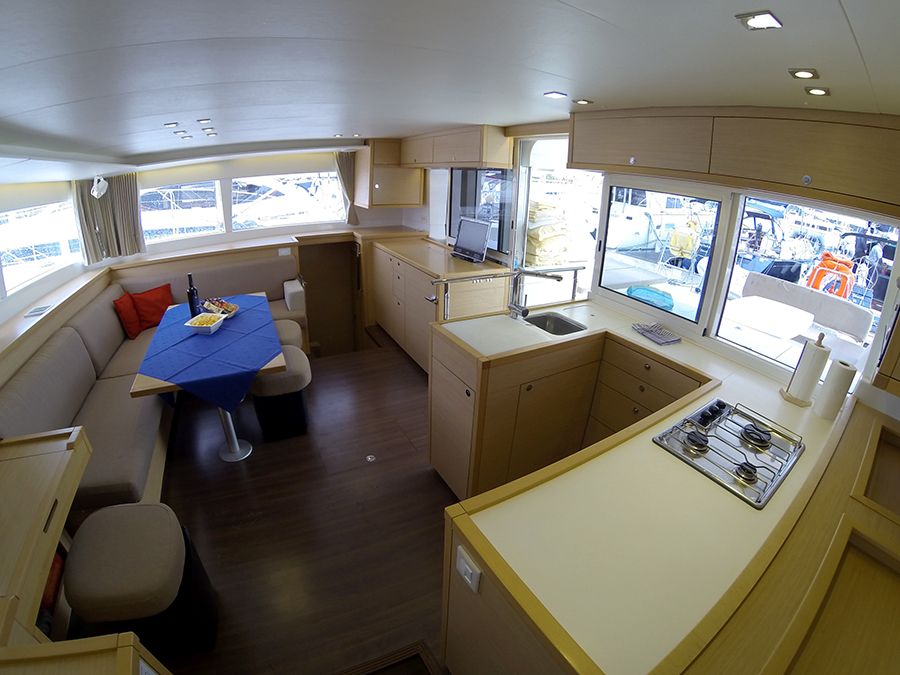 Lagoon 450