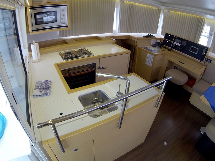 Lagoon 450