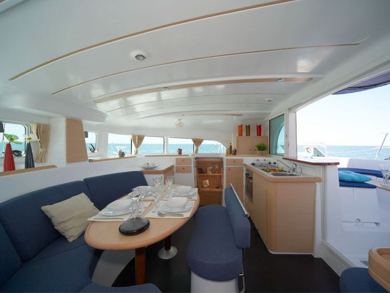 Lagoon 380