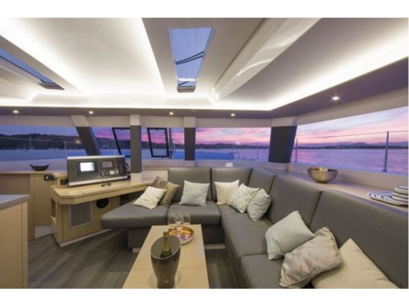 Fountaine Pajot Saba 50