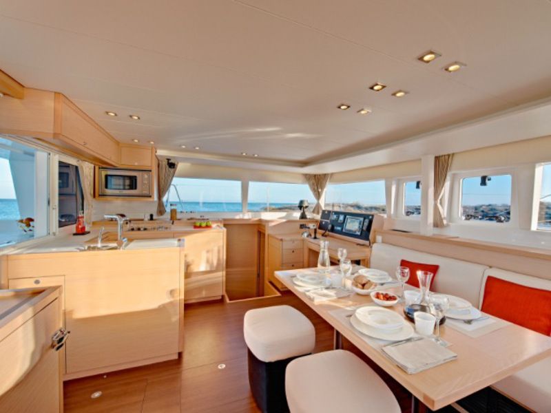 Lagoon 450