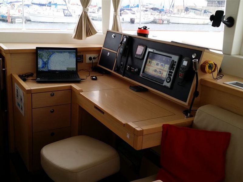Lagoon 450