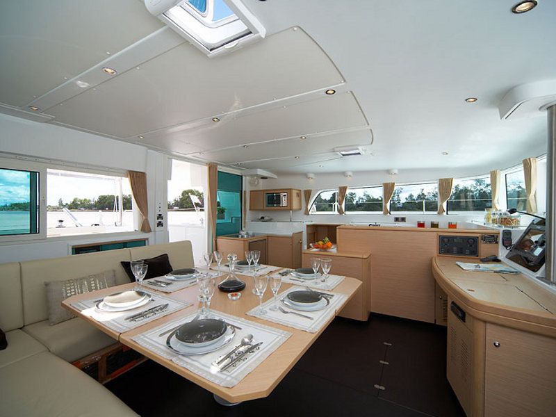 Lagoon 500