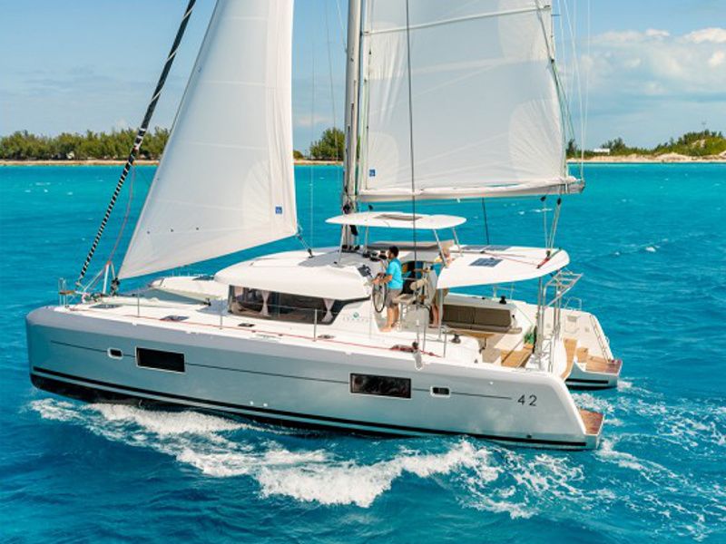 Lagoon 42
